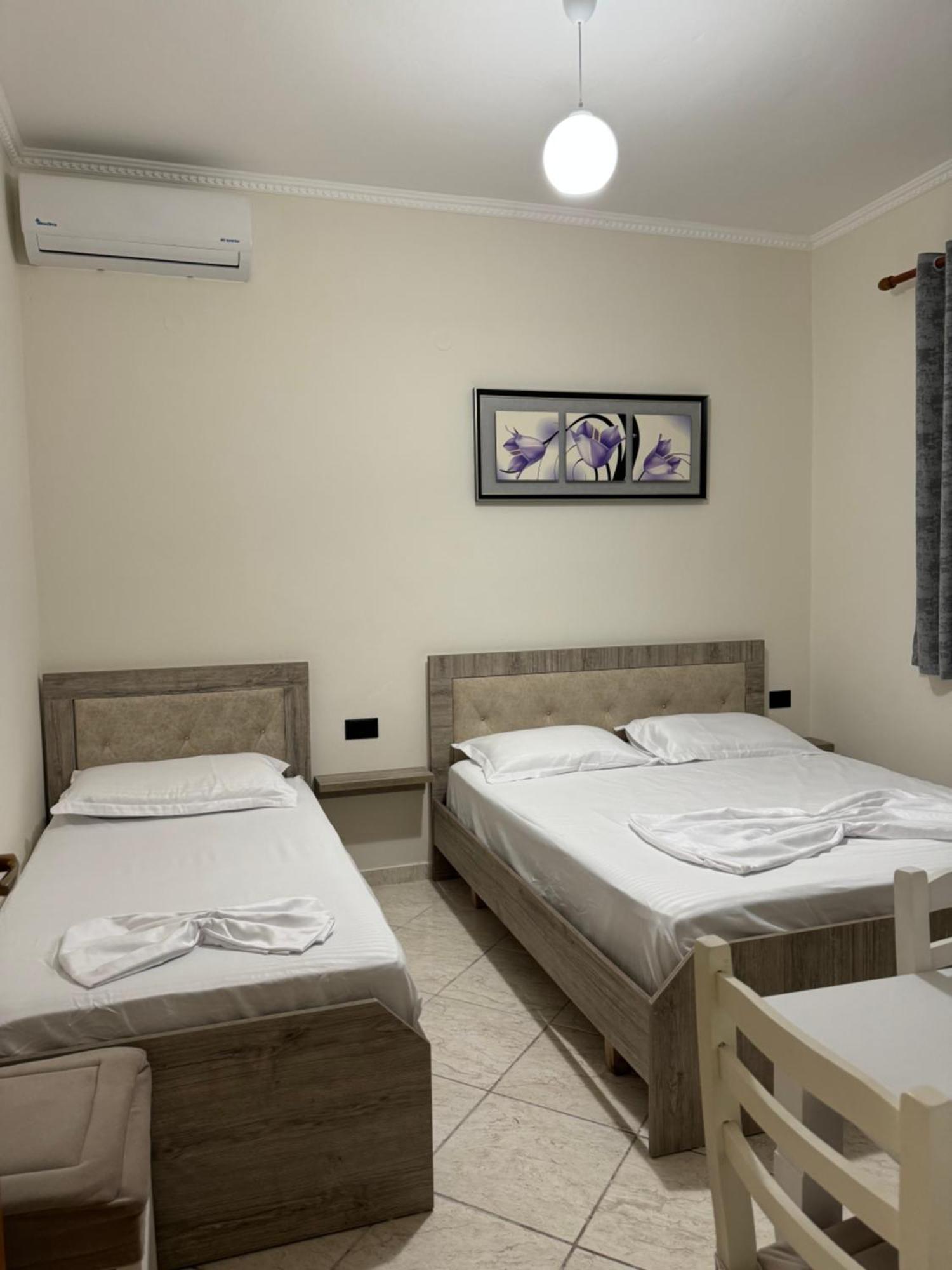 Vila Eljus Durrës Exterior foto